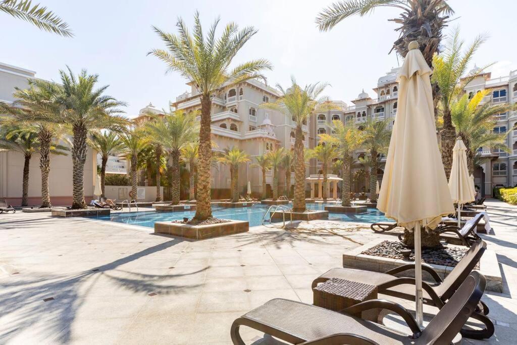 Luxury 1 Bedroom With A Private Beach Taj Granduer Residence At Palm Dubai Esterno foto
