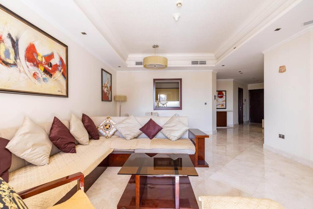 Luxury 1 Bedroom With A Private Beach Taj Granduer Residence At Palm Dubai Esterno foto